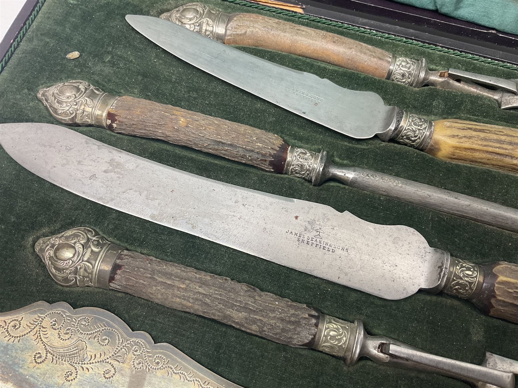 Cased horn handled carving knife set by James Deakin & Sons, Sheffield 