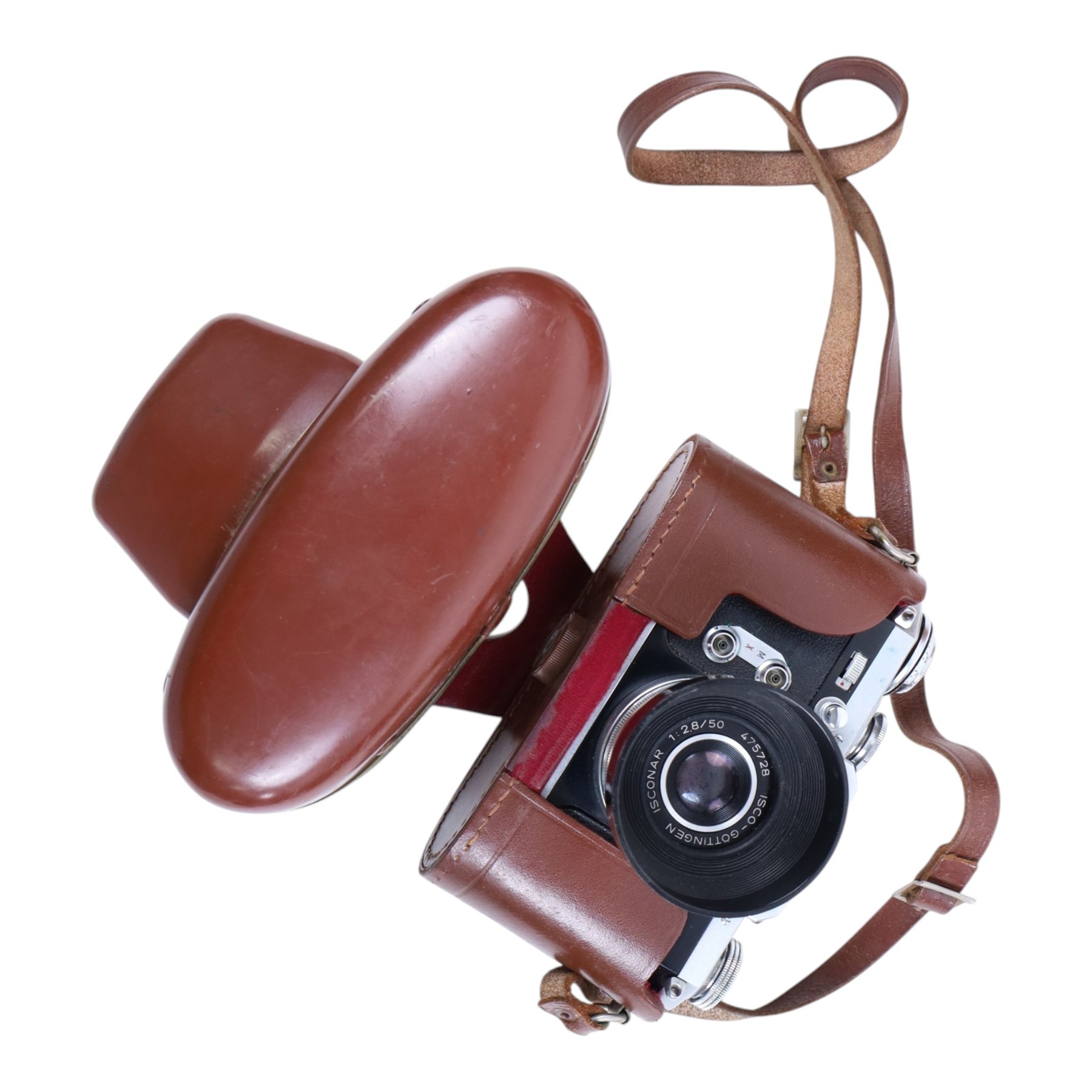 Collection of cameras, including Ricoh Caplio R2, Ricoh R8 digital camera, Tokina SD lens and an Edixa Reflex camera