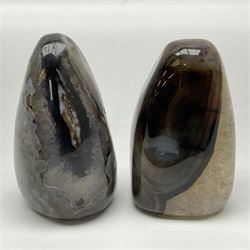 Pair of polished agate towers, H8cm 