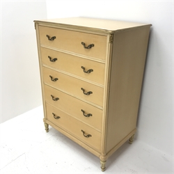 Mid 20th century maple chest, five drawers on turned reeded tapering supports, W80cm, H111cm, D52cm