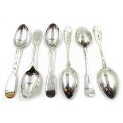  Set of six silver fiddle pattern dessert spoons by B'ham 1902, approx 10oz  