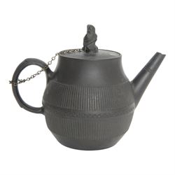 18th century Wedgwood black basalt teapot with  Widow of Zarephath finial, H16cm