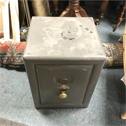 The Chatwood Safe Co cast iron Cash/Jewellery safe with two keys, W48cm, D47cm, H65cm