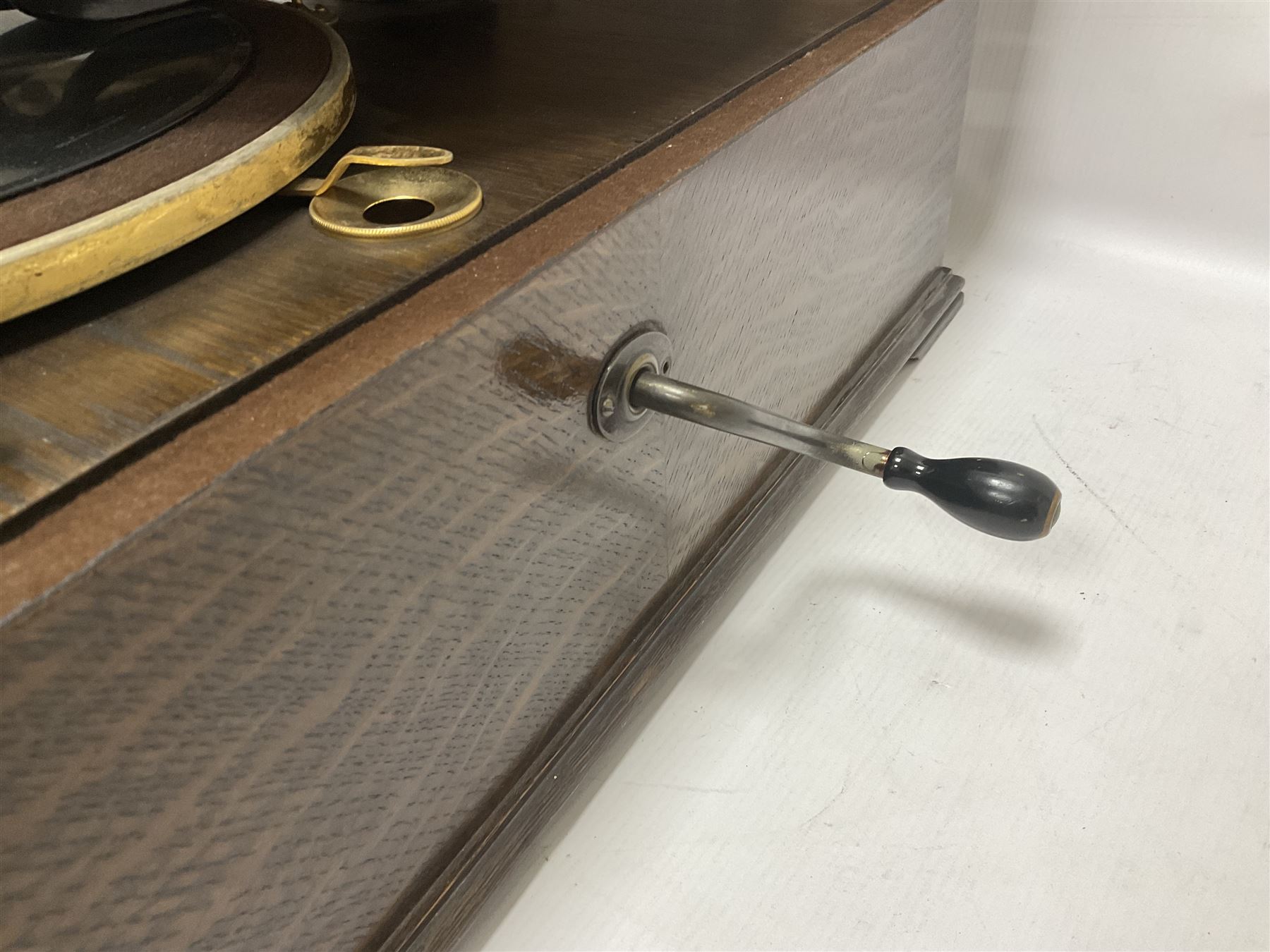 His Master's Voice Lumiere Gramophone, model no. 460 c1925, oak cased table top model with 12