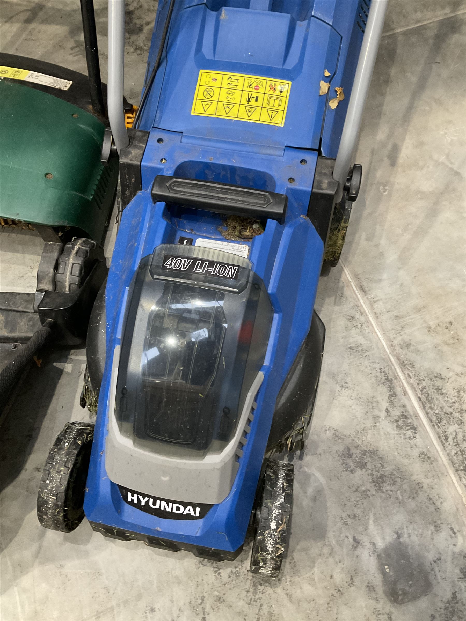 Hyundai 40V Li-Ion battery lawnmower, (no charger), and 400w corded lawn raker - THIS LOT IS TO BE COLLECTED BY APPOINTMENT FROM DUGGLEBY STORAGE, GREAT HILL, EASTFIELD, SCARBOROUGH, YO11 3TX