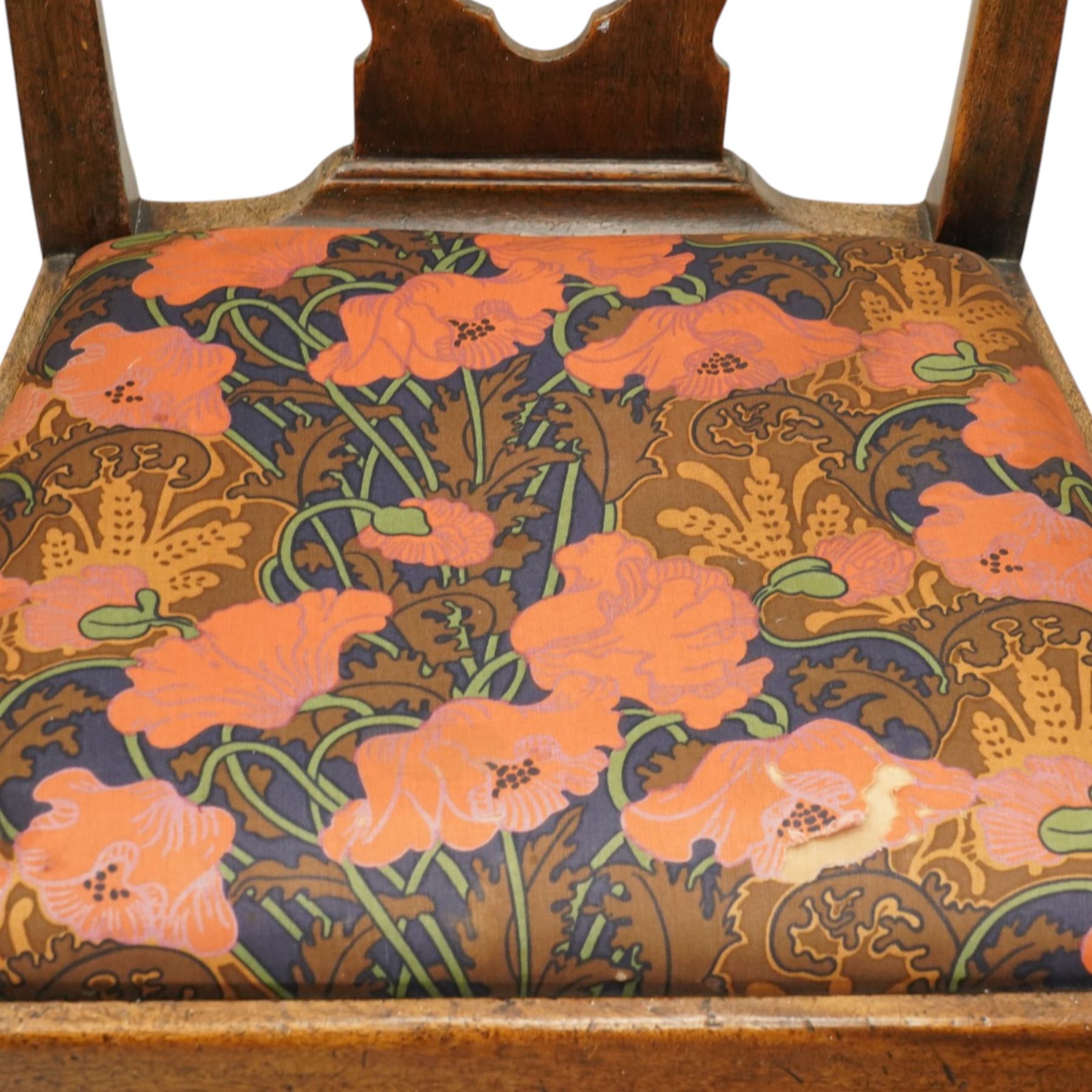 George III oak drop-leaf oval dining table with harlequin set of seven 18th century and later chairs including a comb-back Windsor, the table with turned gatelegs united by box stretcher, shaped apron extending to 212cm, the chairs of various forms, three Windsor carvers, a comb-back Windsor, plus a set of three Georgian mahogany dining chairs, pierced splat backs, with matching drop-in upholstered seats