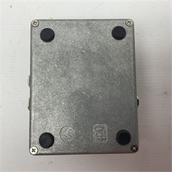 Electro Harmonix Memory Boy analogue delay guitar pedal