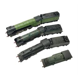 Various makers ‘00’ gauge - Hornby Class D41/1 4-4-0 ‘Yorkshire’ locomotive no.62700 in BR black and Green Schools Class 4-4-0 ‘Wellington’ locomotive no.30902 in BR green; G&R Wrenn Class R1 Tank 0-6-0T locomotive no.1127 in green; Trix Trains Class A2 4-6-2 ‘A.H.Peppercorn’ locomotive no.525 in LNER green (4) 