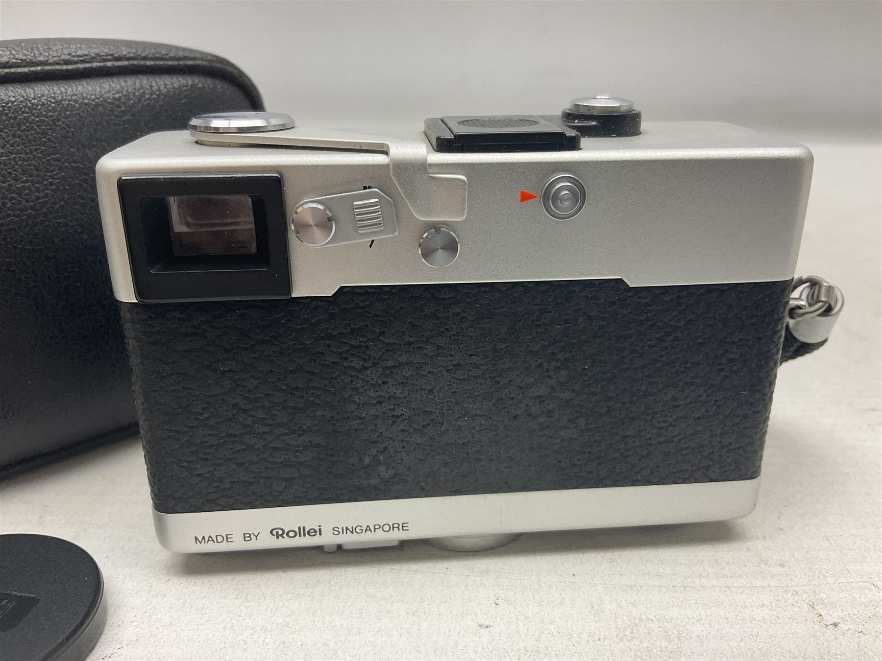 Black Rollei 35T Compact Camera body, with 'Tessar 3.5/40' lens, in original case  