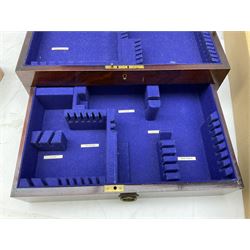 Quantity of silver plate, to include fish knives and forks with silver ferrules, halmarked, Coalport and Cutlass cased teaspoons, bowls, tankard, flatware etc, together with two wooden canteen cases, in two boxes 