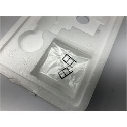 Bachmann Branch-Line '00' gauge - Class 08 Diesel Shunter locomotive no. D3336, Class 20 Diesel locomotive no. D8000, Class 04 Diesel Shunter locomotive no. 11217 and Class 08 Diesel Shunter locomotive no. 13029 (4)