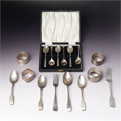Cased set of six silver tea spoons Sheffield 1958, vour various silver napkin rings, Victo...