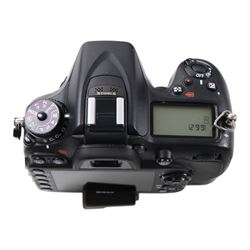 Nikon D7100 DSLR camera body, serial no. 2522259, with an AF-S Nikkor 18-105mm 1:23.5-5.6G ED lens, boxed with strap