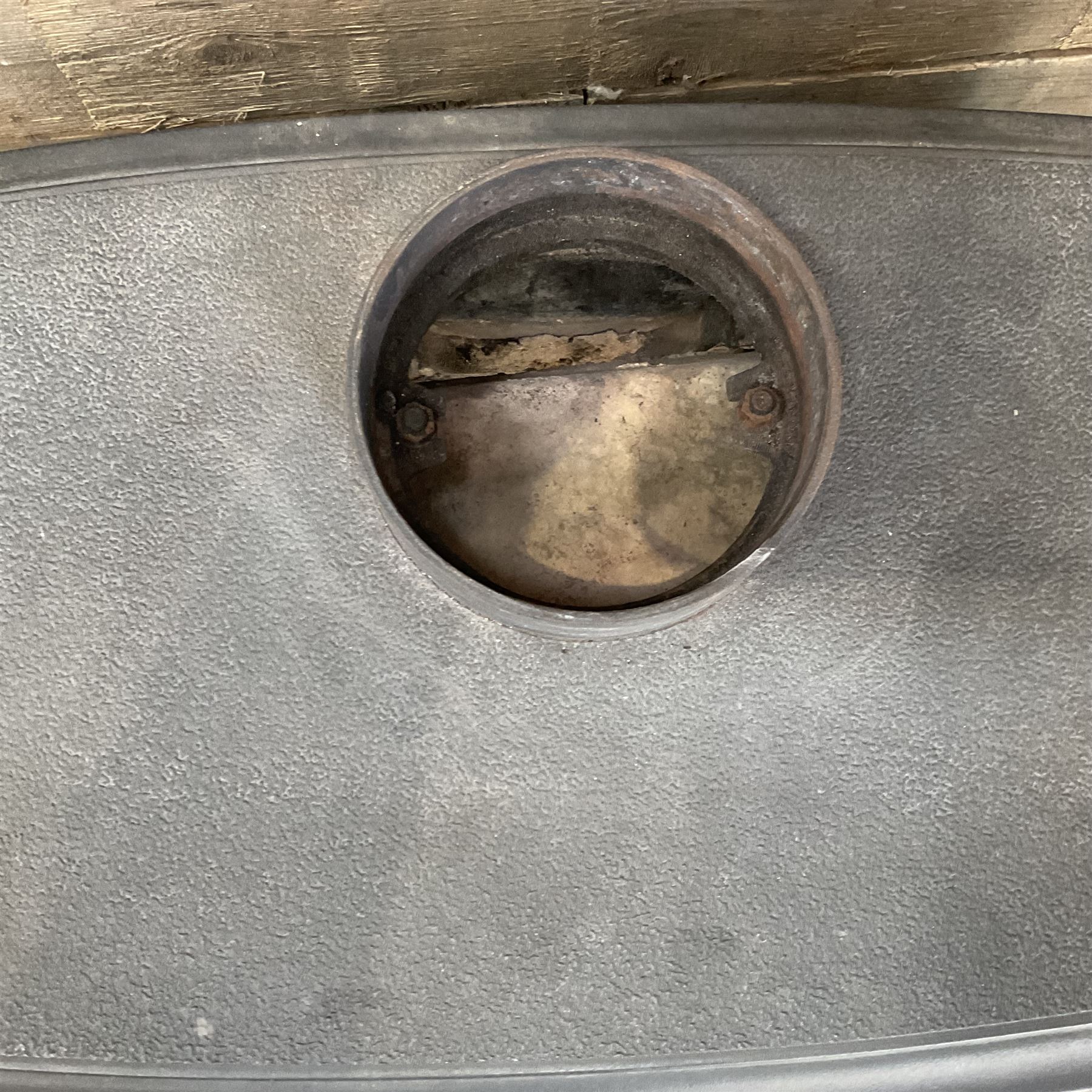  Dovre - multi-fuel cast iron stove