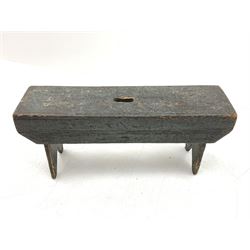 Late 18th century painted pine boarded bench seat, rectangular top shaped end supports