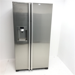 Samsung RSG5UURS Amercian style side-by-side fridge freezer, W92cm, H178cm, D70cm 