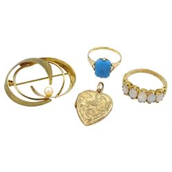 9ct gold jewellery including five stone opal ring, pearl brooch, heart locket pendant and a blue glass ring 