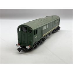 Hornby Dublo two-rail - 2233 Co-Bo Diesel Electric locomotive No.D5702; boxed with testing tag and oil tube