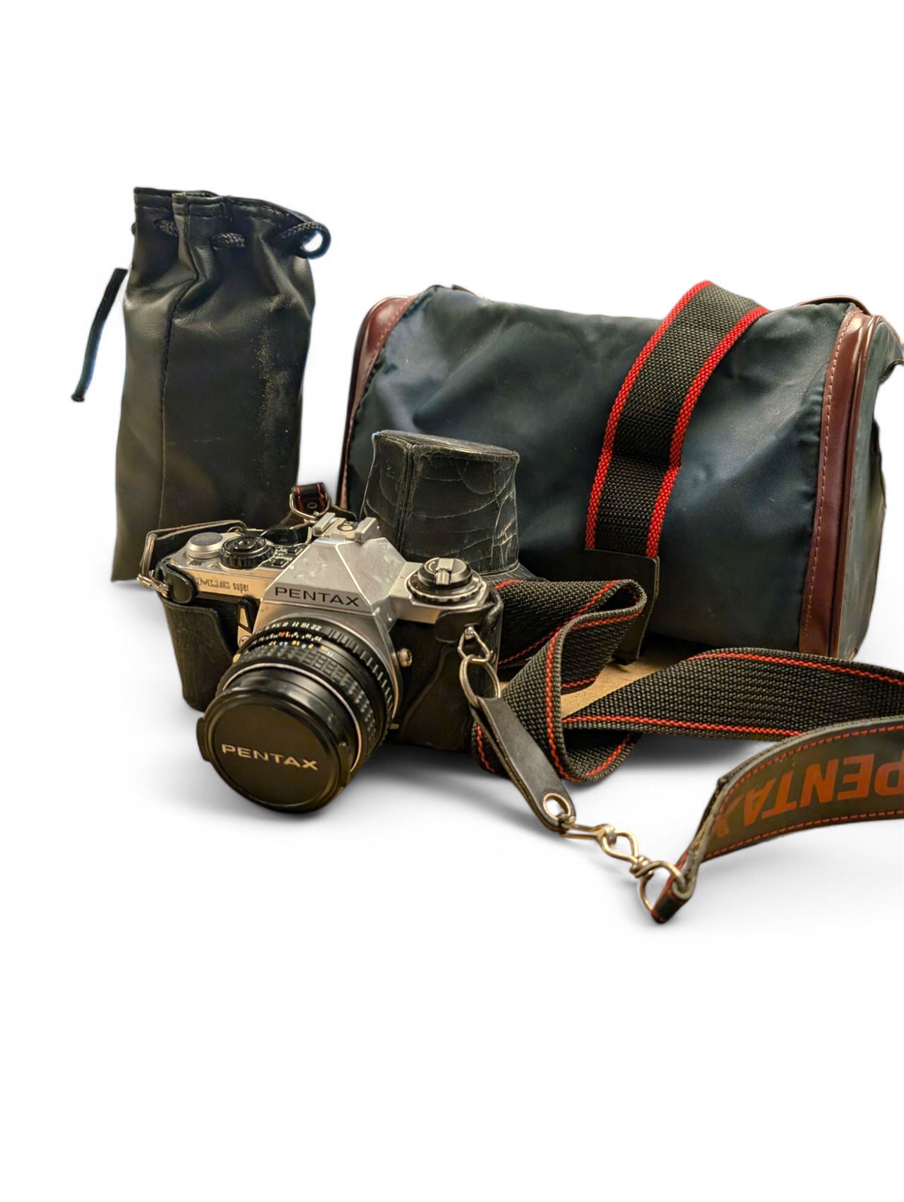 Pentax ME Super camera body, with a SMC Pentax-M 1:1.7 50mm lens and a Vivitar 28-200mm 1.3.5-5.3 Macro Focusing Zoom lens, in carry case