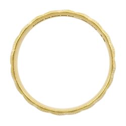 22ct gold wedding band, with engraved decoration, Birmingham 1972