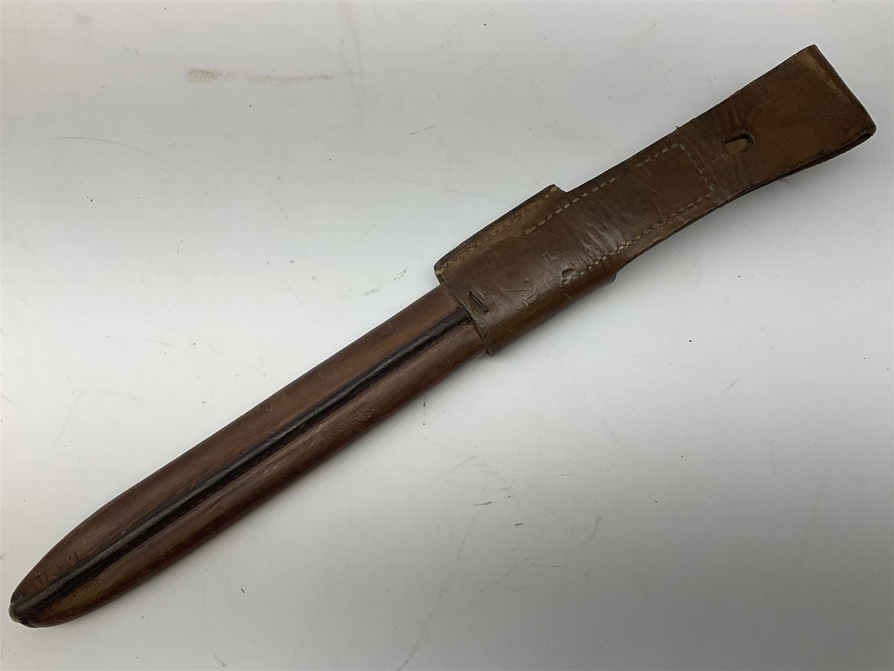 WW1 American Remington P14 rifle bayonet Model 1913, the 43cm fullered steel blade dated 5 17; in metal mounted leather scabbard L57cm overall; and WW1 Canadian Ross Rifle Co.1907 Model Mk.II bayonet, dated 2/17; in leather scabbard with frog (2)