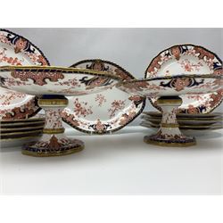 Early 20th century Royal Crown Derby Imari pattern dessert service, pattern no 2712, comprising two comports, twelve plates and shaped dish, all with printed marks beneath, date codes for 1918-19