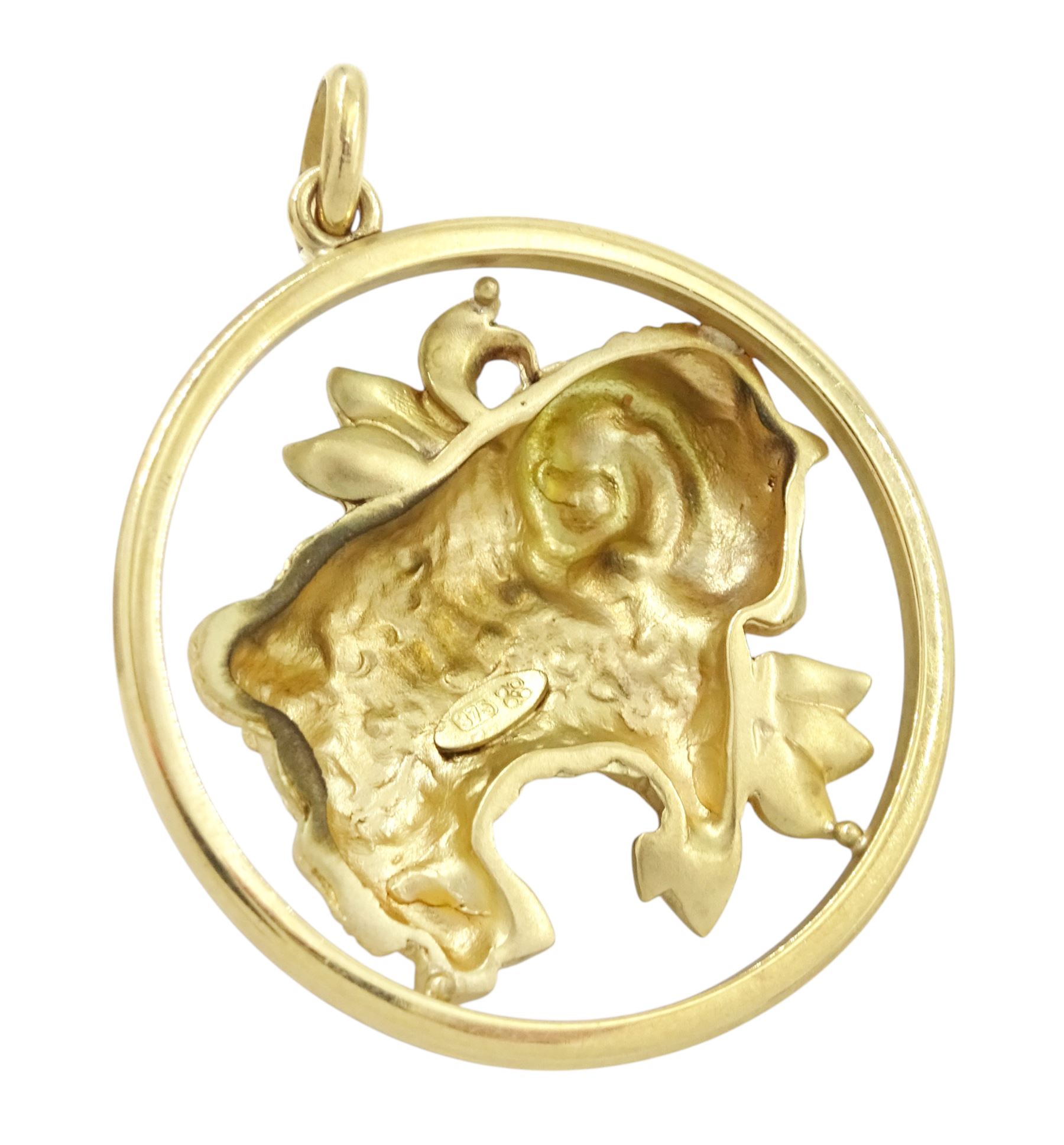 9ct gold Aries pendant, stamped 375