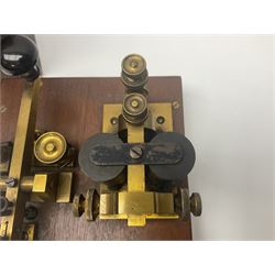 GPO telegraph morse code machine, marked GPO 10235 and Baseboard.S.C.MKII, in wooden carry case, case H16cm, L26cm 