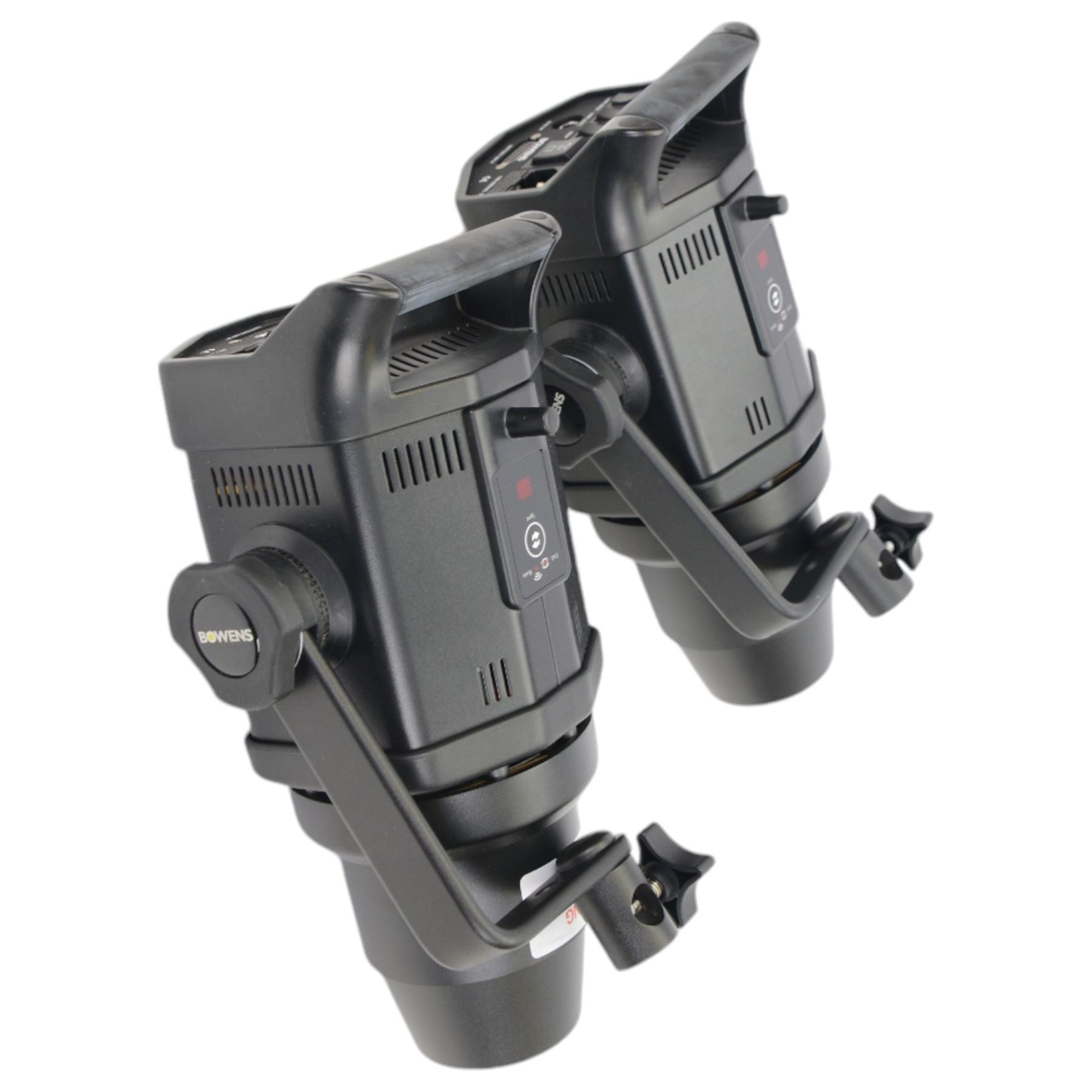 Bowens Gemini GM400Rx studio flash kit, comprising two GM400Rx flash heads, two Bowen stands BW 6605, two 36 inch Bowens umbrellas BW4036 and a Bowens Pulsar Tx trigger system BW3965, all contained within a portable carry case 