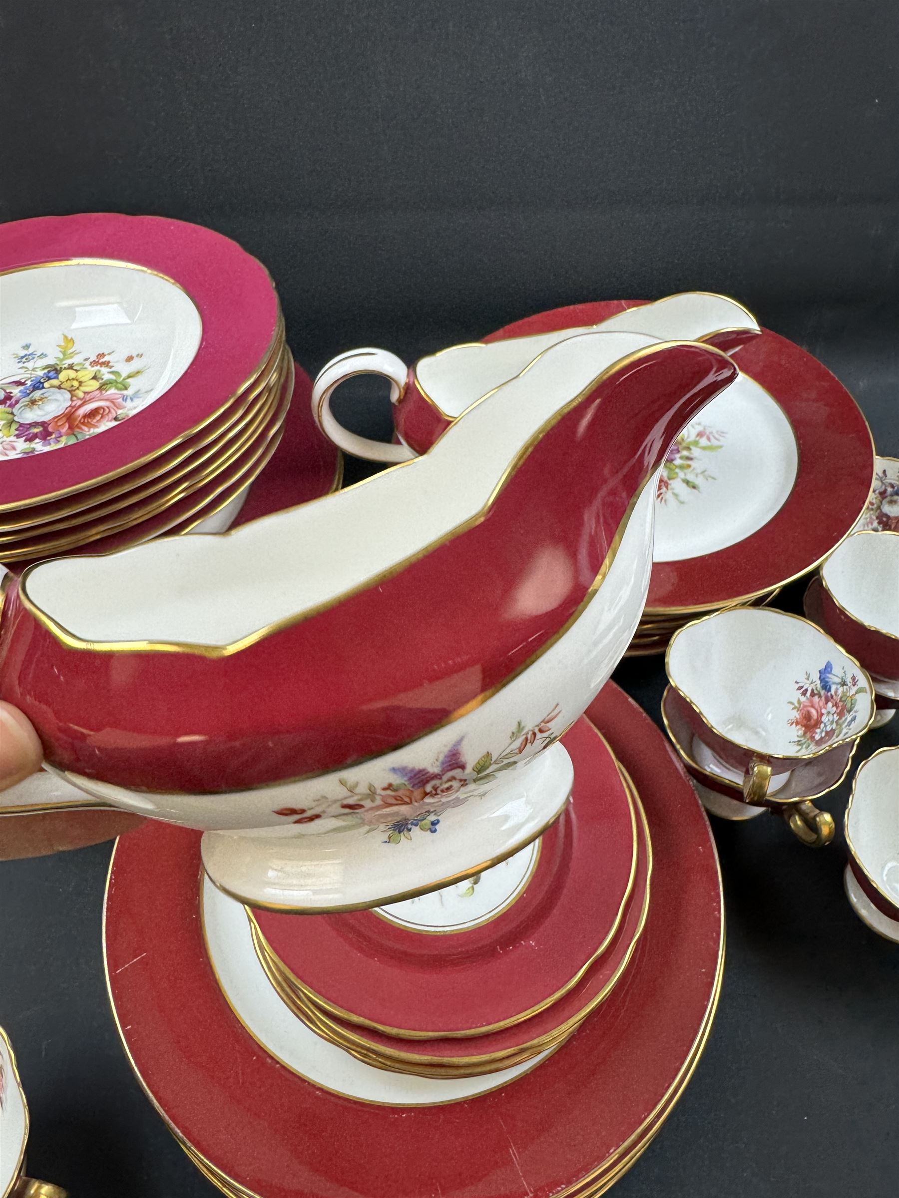 Hammersley tea and dinner service, including twelve dinner plates, twelve teacups, two sauce boats, two covered dishes etc  