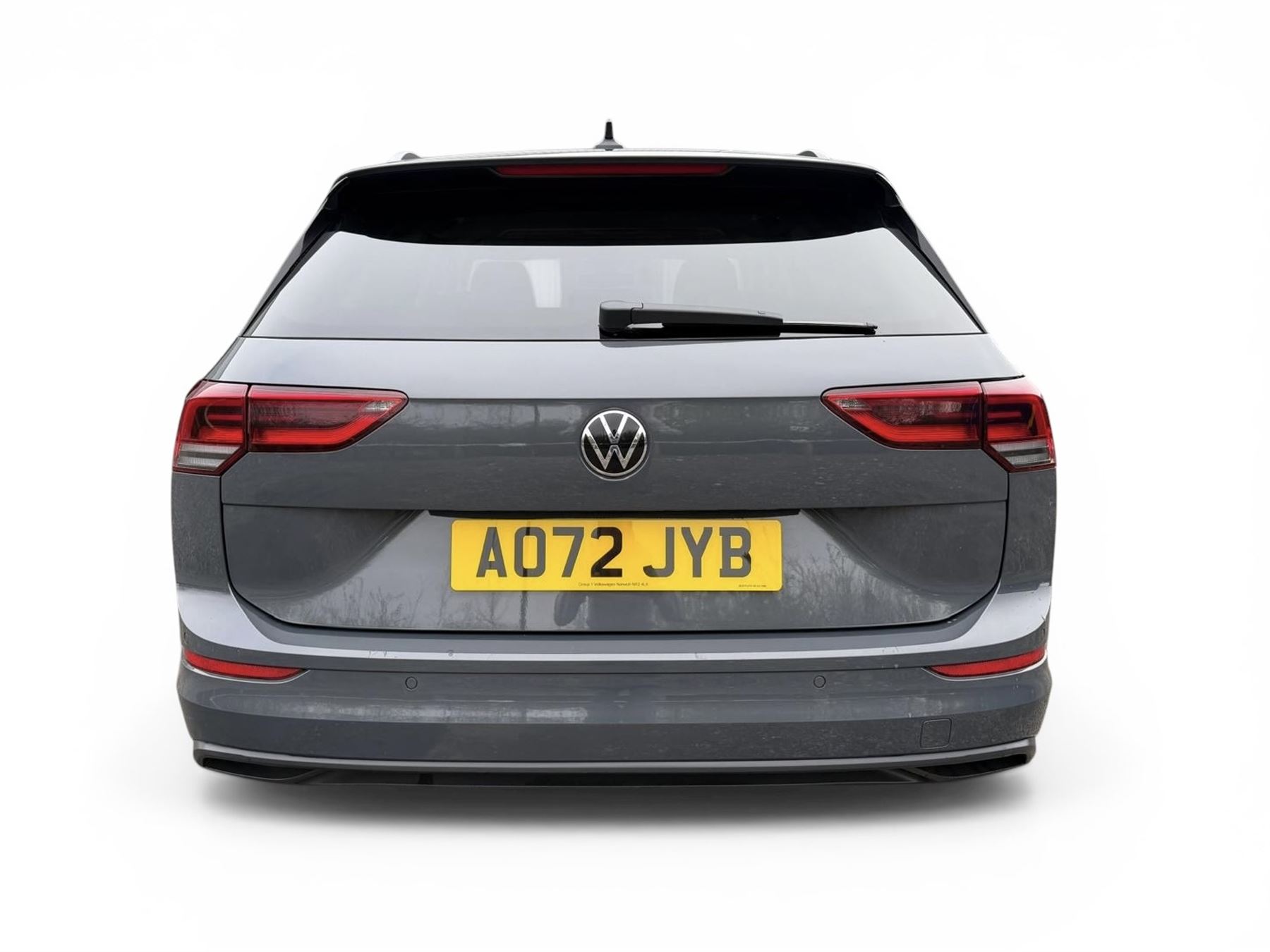 2022 Volkswagen Golf Estate 1.5 TSI Life 5dr. Manual Transmission. MOT December 2026. Our own vehicle from new, offered for sale due to fleet renewal. Registered December 2022. 50,200 miles. Specification includes:

16” Alloy wheels | LED headlights | LED rear lights | Discover Media 10” touchscreen with integrated navigation | App Connect with Apple CarPlay and Android Auto | Interior ambient lighting – 10 colours | Climate controlled air conditioning | Electric windows front and rear | Keyless start | Rain sensor and auto dimming rear view mirror | Adaptive cruise control | Car2X intelligent vehicle networking | Digital Cockpit Pro 10” digital dashboard | Traffic sign display | Lane assist with road edge recognition | Parking sensors front and rear | Full Volkswagen service history I Well maintained & excellent condition throughout
Buyers premium 3% plus VAT (3.6%).