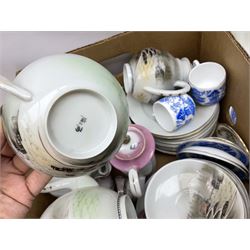 Quantity of tea wares to include Japanese example, blue and white ceramics, Alfred Meakin Madras pattern oval plate and another blue and white Meakin dish, Johnson Bros Eternal Beau plates etc