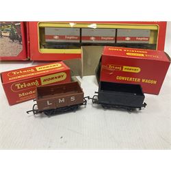 Hornby/Tri-Ang ‘00’ gauge - fifteen goods wagons to include freightliners with containers, ore wagons, closed vans etc; together with R404 Operating ore wagon set; all boxed (16) 