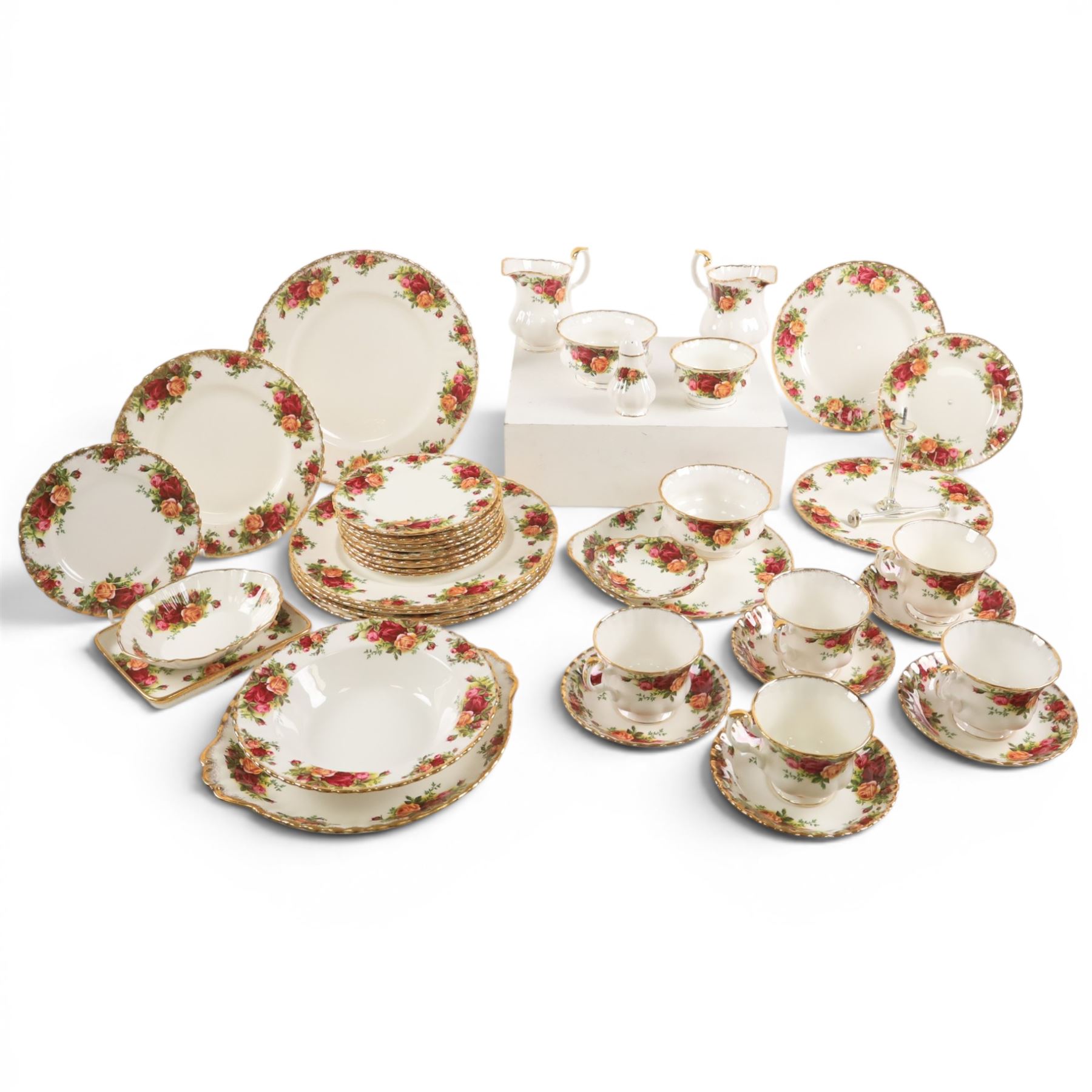 Royal Albert Old Country Roses pattern part tea service, including fifteen teacups and saucers, two open sucrier, two milk jugs, twenty side plates etc  