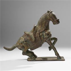 Chinese archaistic bronze wine vessel, Shang dynasty style but 20th century, W25cm; together with a Tang dynasty style model of a rearing horse, H17.5cm (2)