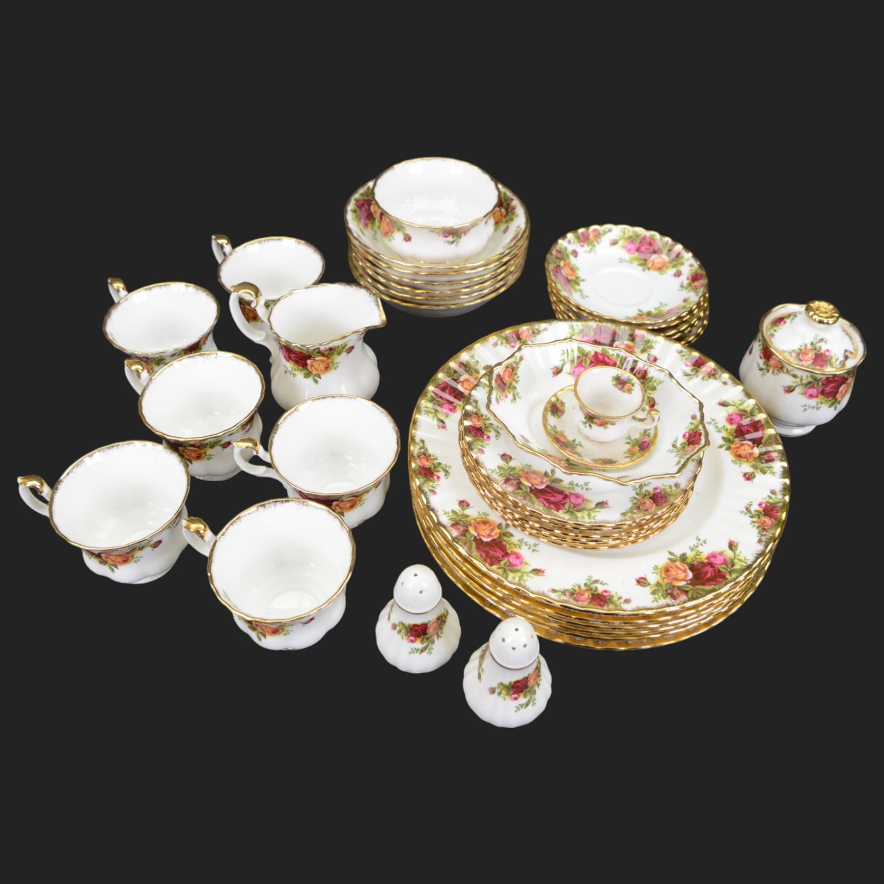 Royal Albert Old Country Roses part tea and dinner service for six, including dinner plates, bowls, cups and saucers etc 