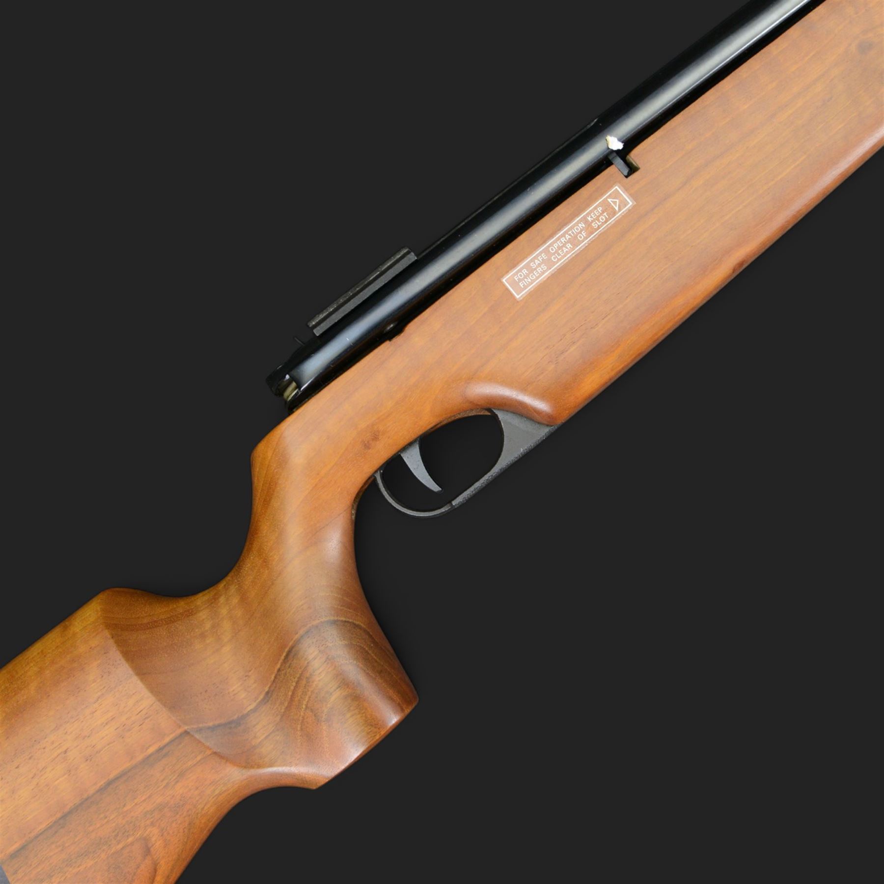 Webley Osprey .177 side-lever air rifle, 18 inch barrel with adjustable sights, serial number 4464, overall L109cm