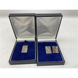 Quantity of silver comprising two 2012 Diamond Jubilee silver commemorative plaques stamped 999, hallmarked Birmingham 2012 with Jubilee stamp, together with a Prince William and Catherine Middleton silver bar stamped 999, Refine Met Fine Silver 999 bar and Atam Vallabh AVI Industries bar stamped fine 999, all tested, total weight approx 45.5g