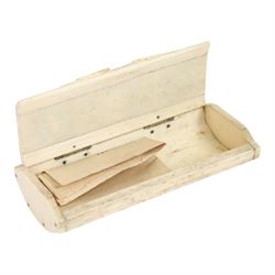 French Napoleonic Wars prisoner of war bone snuff box 1805-20, with coloured insets in the hinged lid depicting a man and woman facing each other with a central image of two hearts pierced with an arrow, H2cm, L9cm 