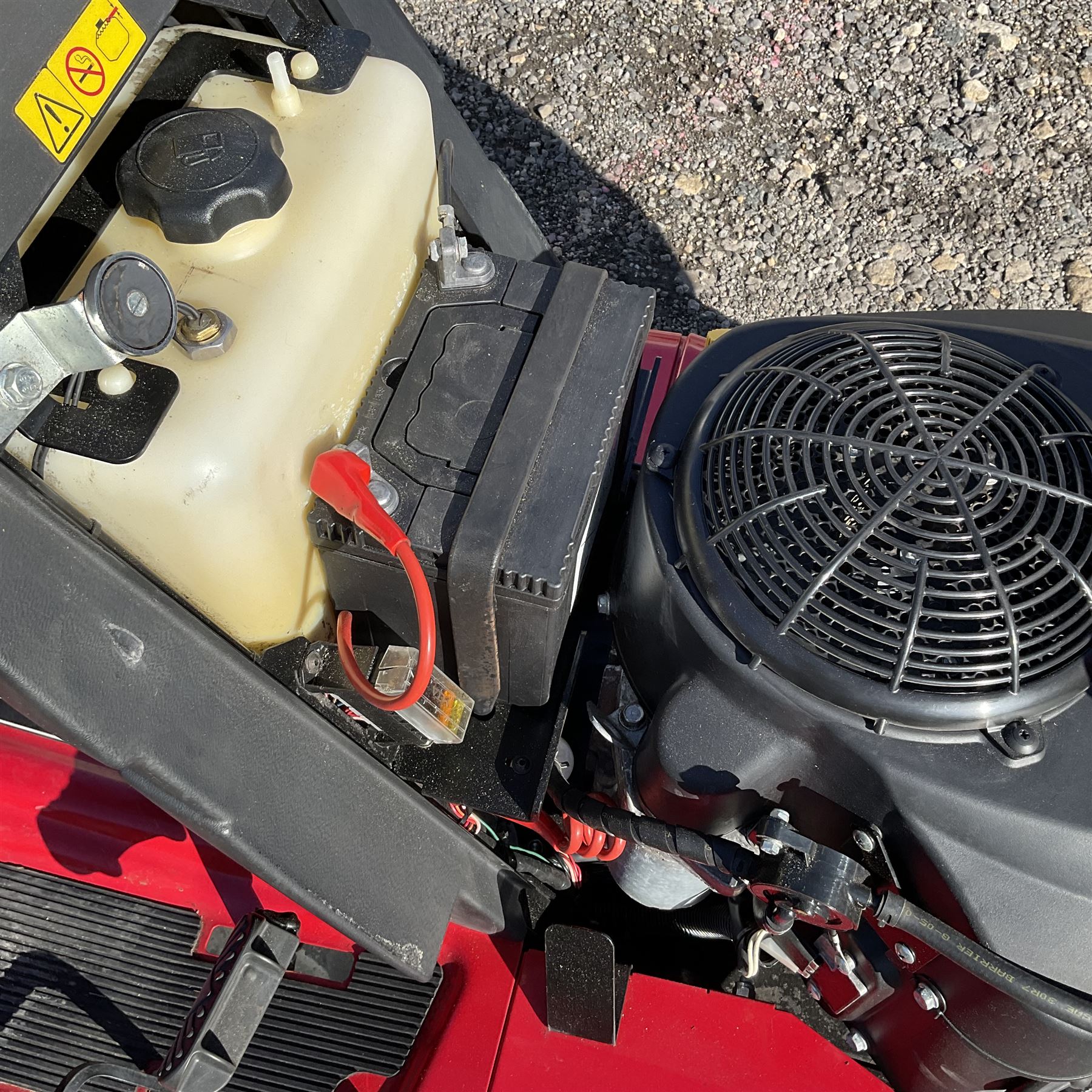 Countax B250 4-Trac ride on lawnmower with lifting jack and papers,