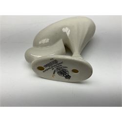 Ten WW1 crested china military models comprising submarine, four ships including Lusitania, four Zeppelins/balloons and an aircraft; various makers including Arcadian China, Swan China, Carlton China, Waterfall, Grafton China etc; various crests including Saint Neots, Great Yarmouth, Tewksbury, Swanage, Simons Town, Hull etc (10)