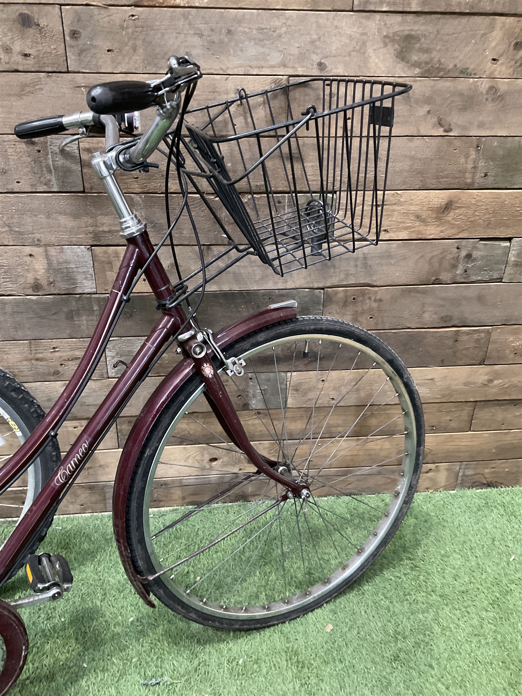 Pair of Raleigh Voyager and Cameo bikes  - THIS LOT IS TO BE COLLECTED BY APPOINTMENT FROM DUGGLEBY STORAGE, GREAT HILL, EASTFIELD, SCARBOROUGH, YO11 3TX