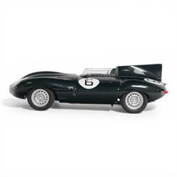 Autoart Signature Jaguar D-Type 1955 LeMans 24 Hours Winner, racing no. 6 in racing green, boxed