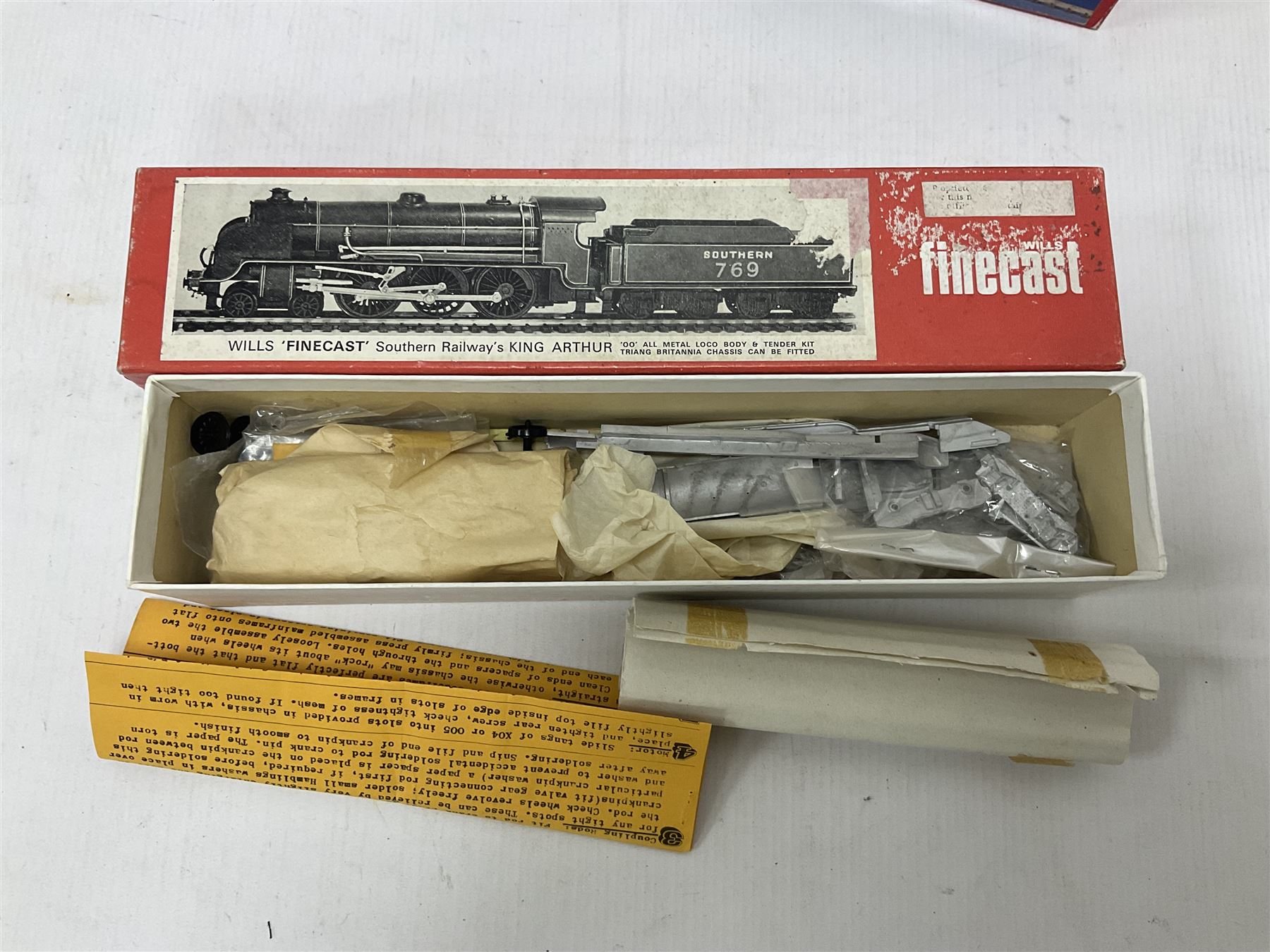 Wills and South Eastern Finecast ‘00’ gauge five model railway kits