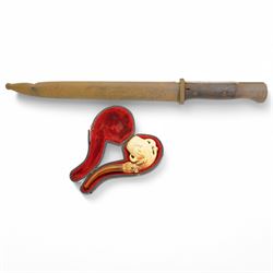German World War I bayonet by J A Henckels and a Meerschaum pipe in case (2)