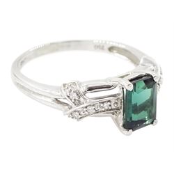 18ct white gold green tourmaline and diamond ring, single radiant cut tourmaline of approx 1.00 carat, with crossover pierced design shoulders set with single cut diamonds, hallmarked