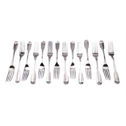 Fourteen George IV provincial silver Fiddle pattern dessert forks, hallmarked James Barber, George Cattle II & William North, York 1826, and James Barber & William Whitwell, York 1828, L16cm, approximate total weight 18.56 ozt (577.4 grams)