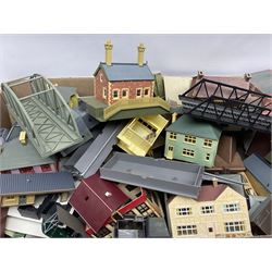 '00' gauge - large quantity of kit-built plastic and cardboard trackside and layout buildings; and small number of long lengths of track