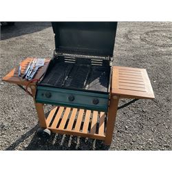 Winchester 3 burner hooded Gas BBQ with two bottles - THIS LOT IS TO BE COLLECTED BY APPOINTMENT FROM DUGGLEBY STORAGE, GREAT HILL, EASTFIELD, SCARBOROUGH, YO11 3TX