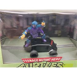 Scalextric - eight Hornby Teenage Mutant Ninja Turtles slot cars, nos.C130, C131, C132, C134, C338, C339, C421 & C422; and two further Scalextric slot cars, C465 Batmobile and C139 Parmalat Brabham; all boxed (10)